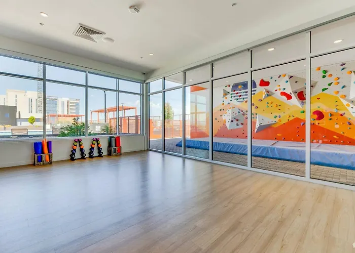 Boulevard Modern 1br Asu Pool Gym 04 Apartamento